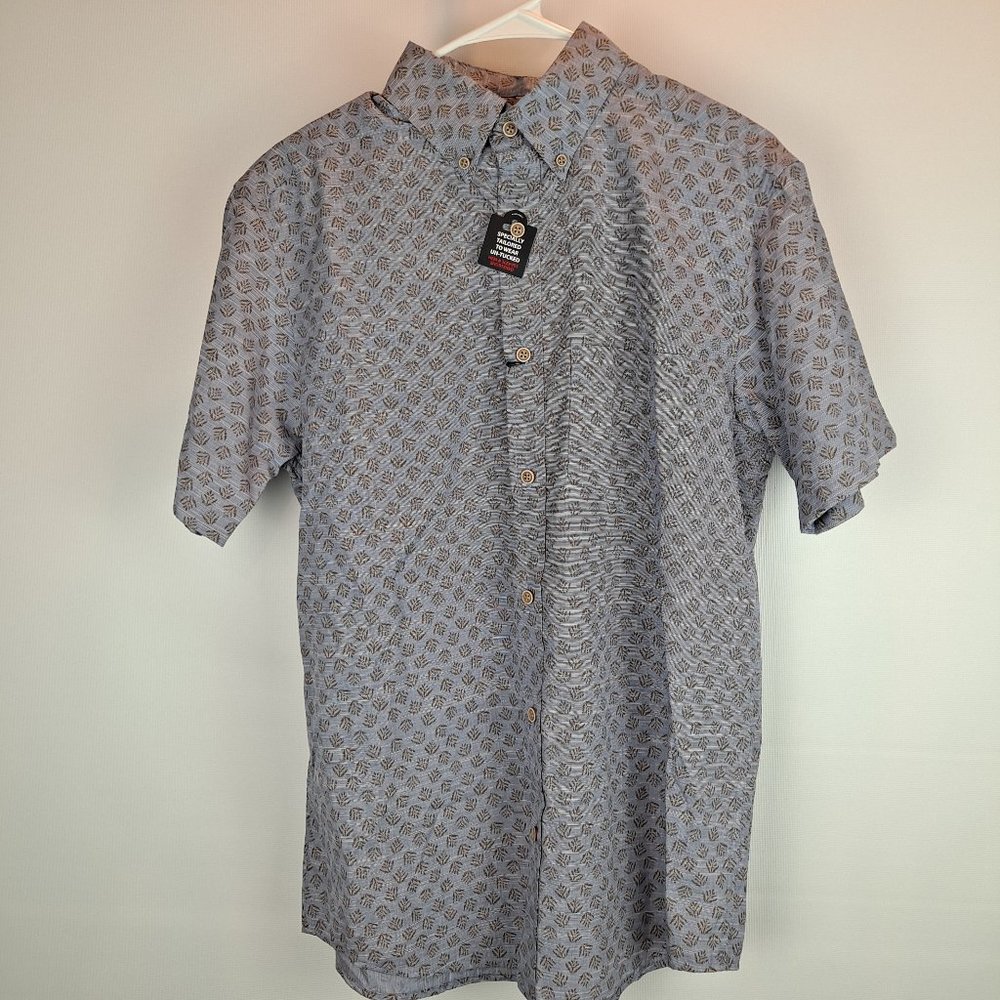 NWT Roundtree & Yorke Button Down Short Sleeve Shirt Size S